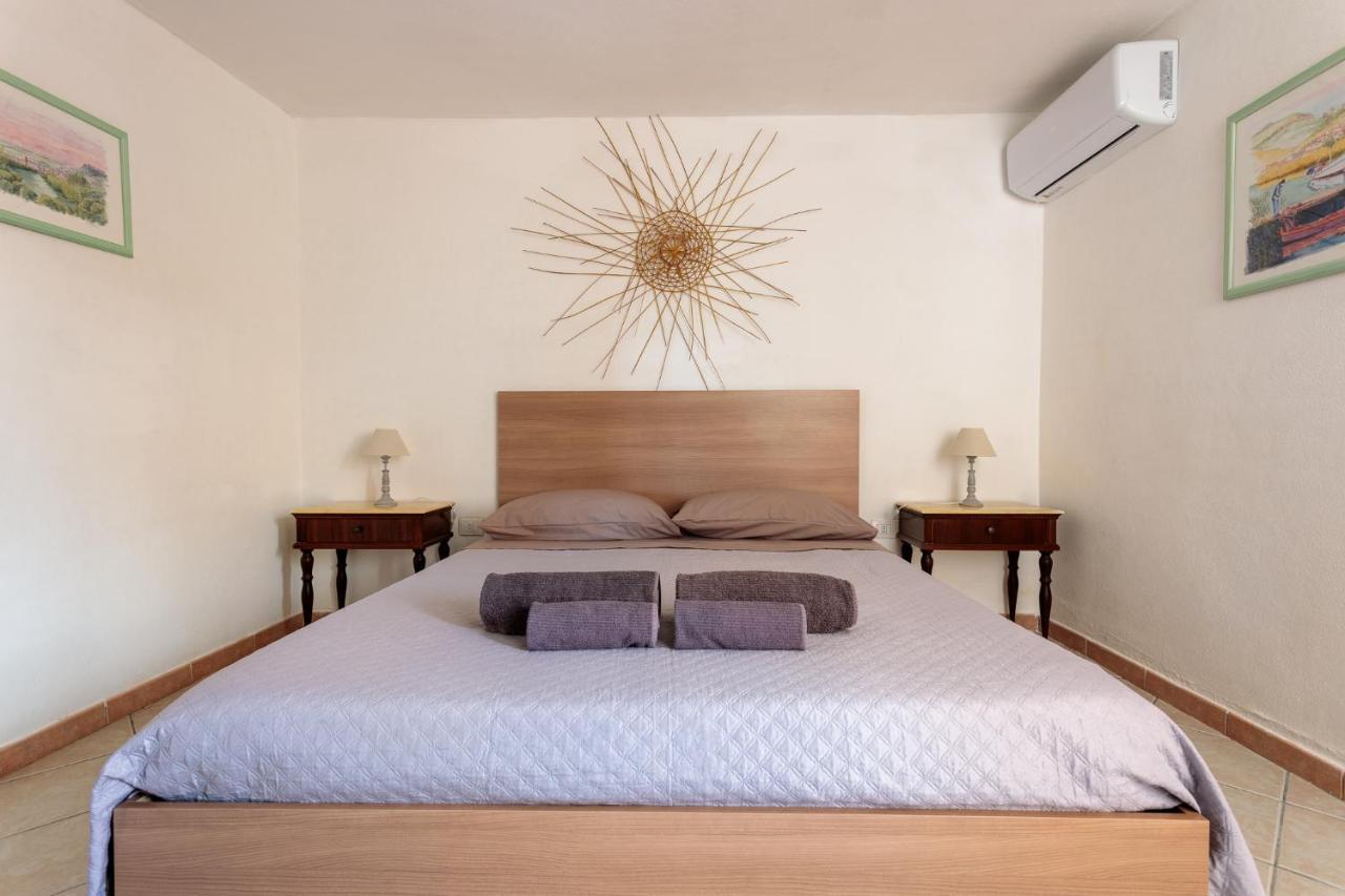 Tiria House Bosa - Casa Vacanze Экстерьер фото