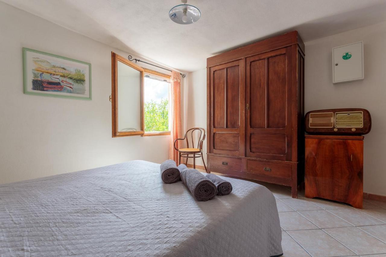 Tiria House Bosa - Casa Vacanze Экстерьер фото