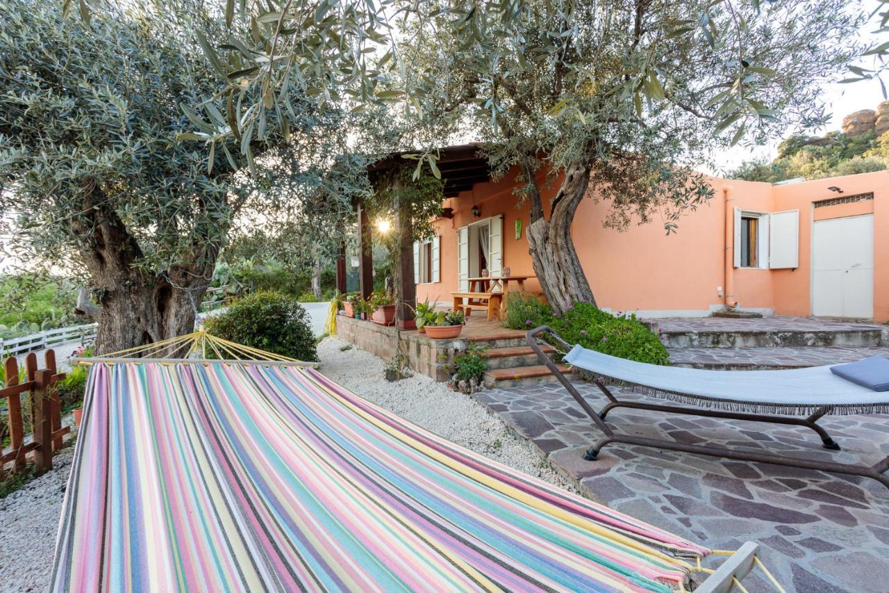 Tiria House Bosa - Casa Vacanze Экстерьер фото